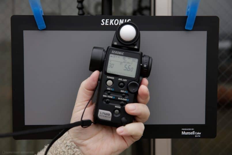 Sekonic L-758D Creating Profile - Metering the Light - Incident