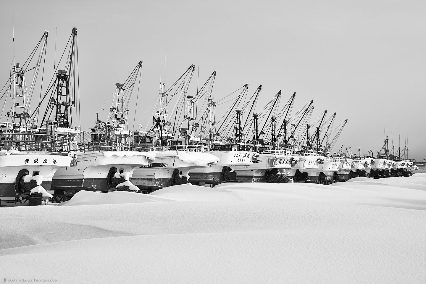 Fishing Boats with Snow "Fuumon" Wind Patterns